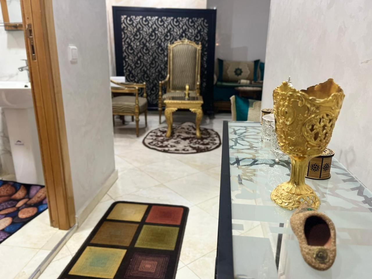 Annour Luxurious & Large Apartment In Oujda Centre Bagian luar foto