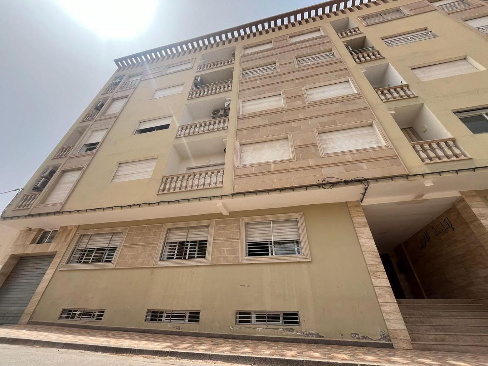 Annour Luxurious & Large Apartment In Oujda Centre Bagian luar foto